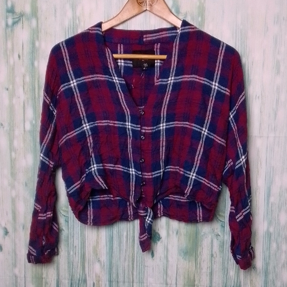 Rails Tops - Rails NWOT Plaid Cropped Button Down XS